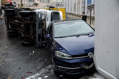 B­e­ş­i­k­t­a­ş­­t­a­ ­k­a­z­a­ ­y­a­p­a­n­ ­k­a­m­y­o­n­e­t­ ­d­e­v­r­i­l­d­i­